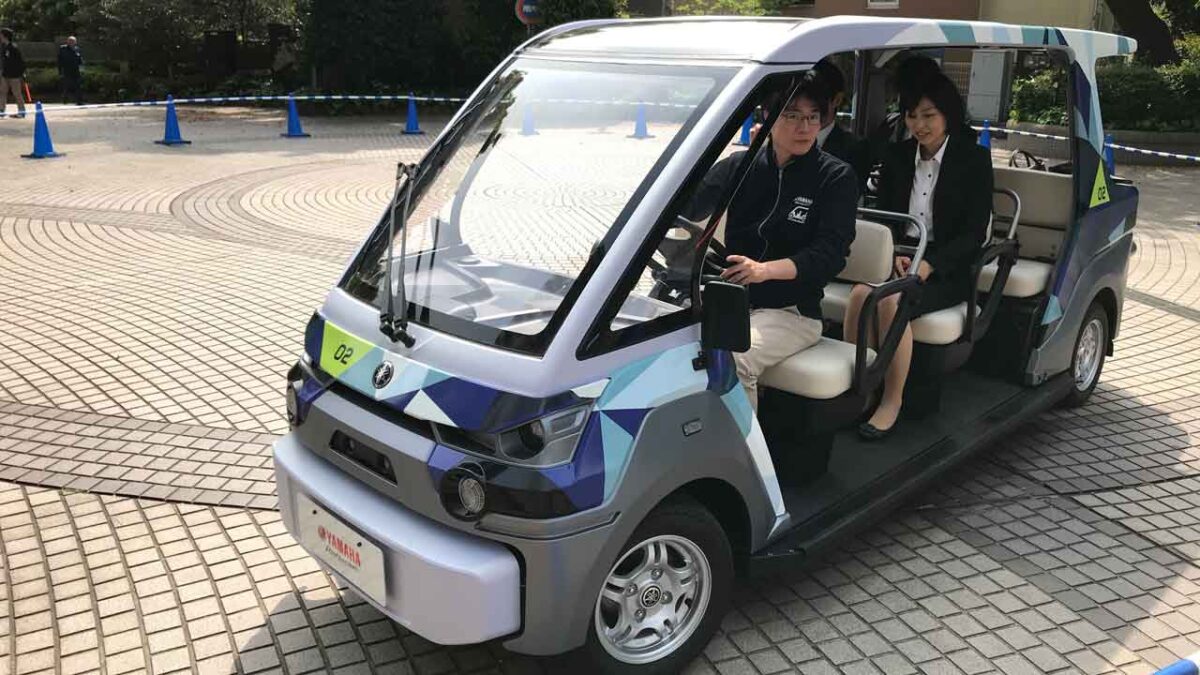 ヤマハ発動機「ランドカー」